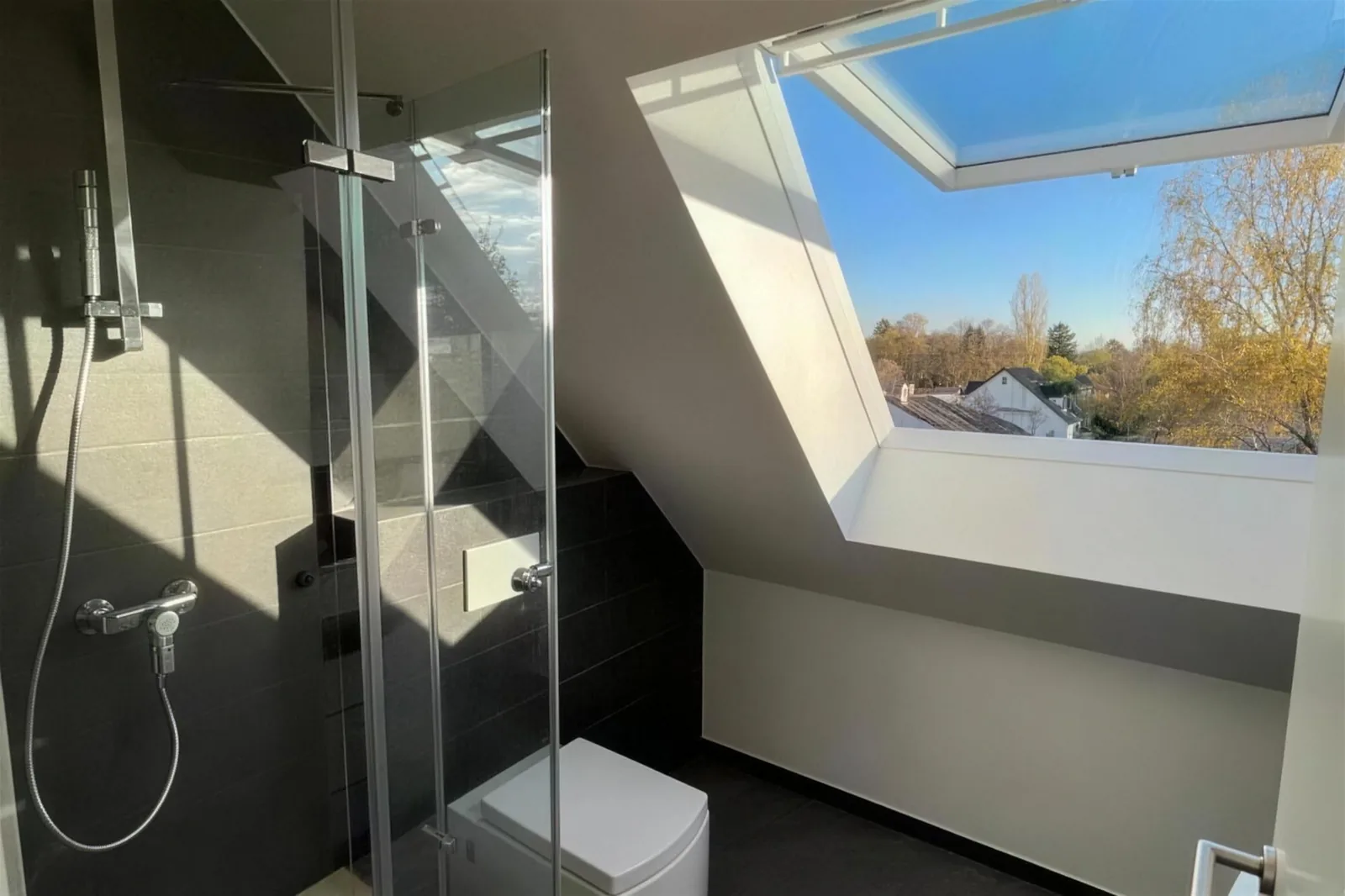 Bad mit Dachfenster
